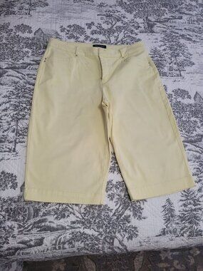 Bandolino Yvette Yellow Cotton Walking Shorts Size 6